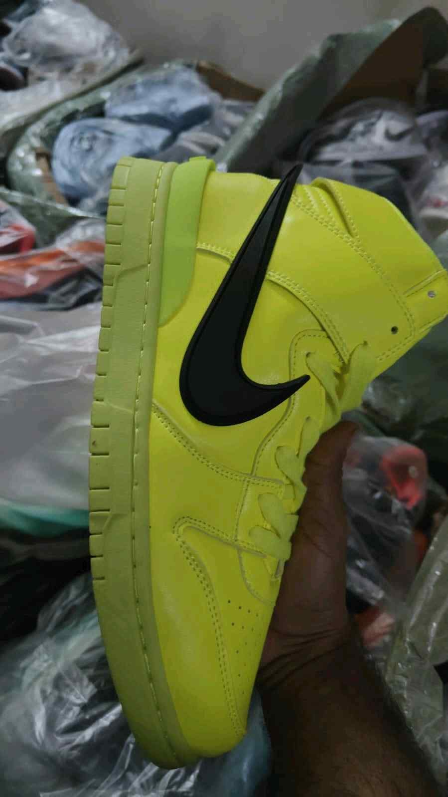 nikee ambush dunk high volt green