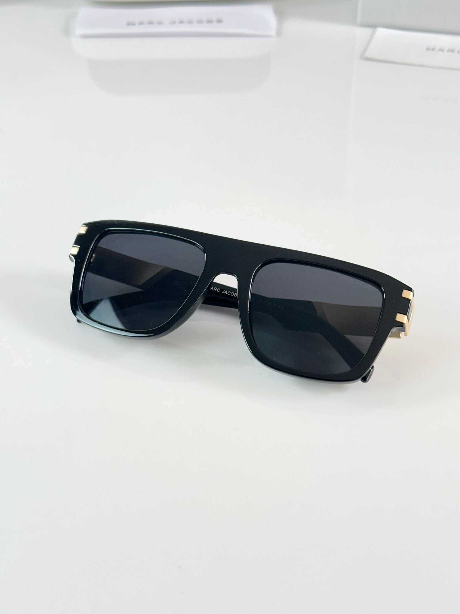 Marc Jacobs 1004 Gold Black