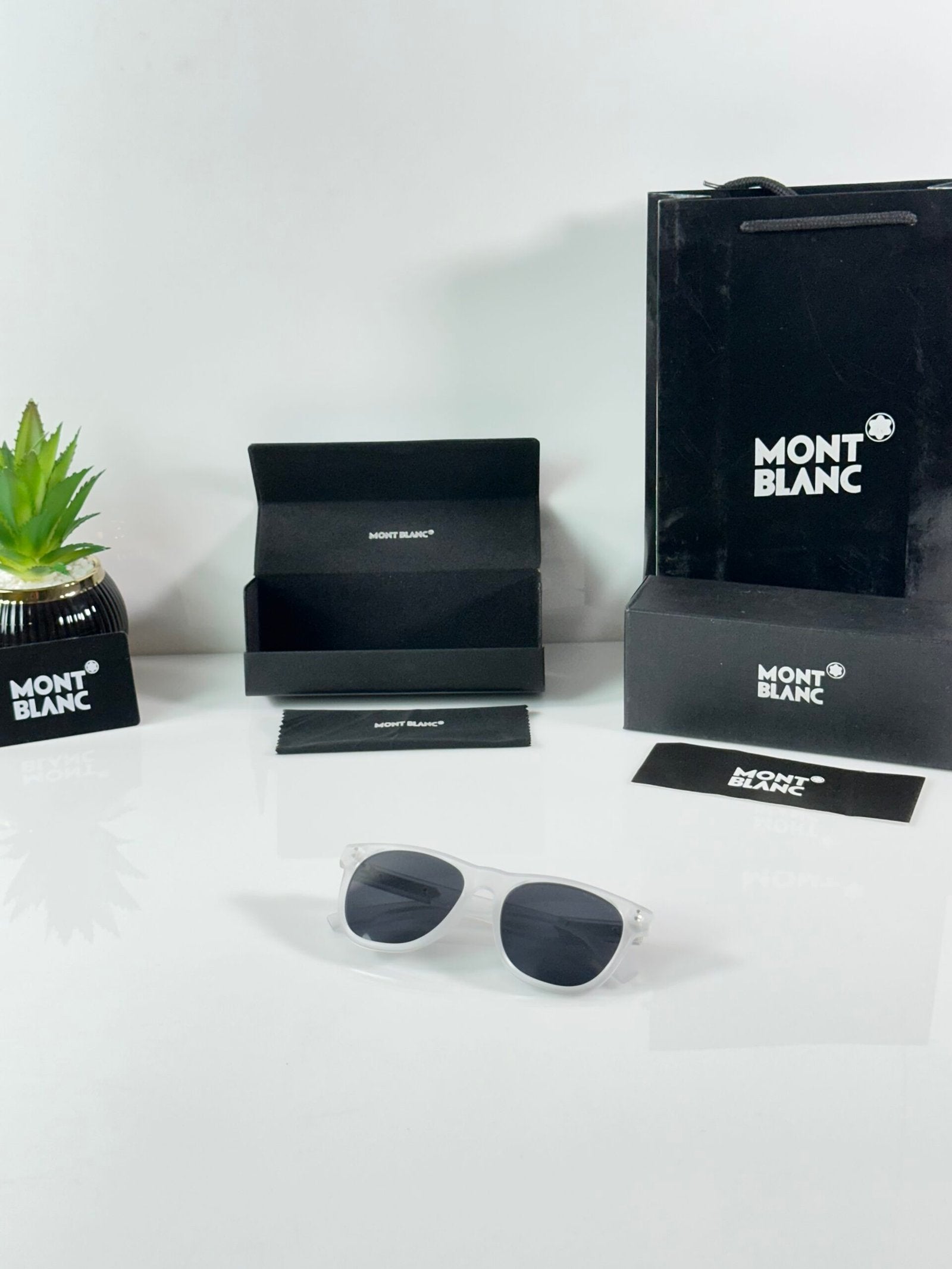 Mont Blanc 023 Ice Black