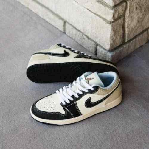 nikee air jordan retro 1 low se coconut milk black