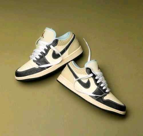 nikee air jordan retro 1 low se coconut milk black