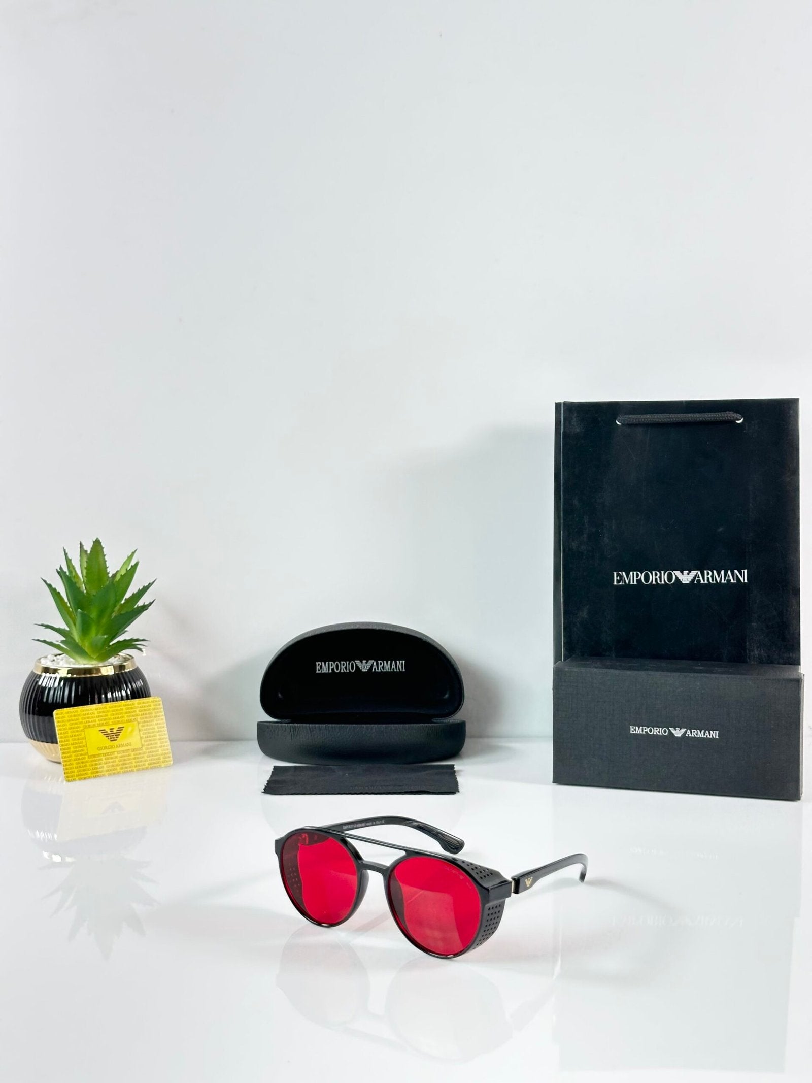 EA 7373 Black Red