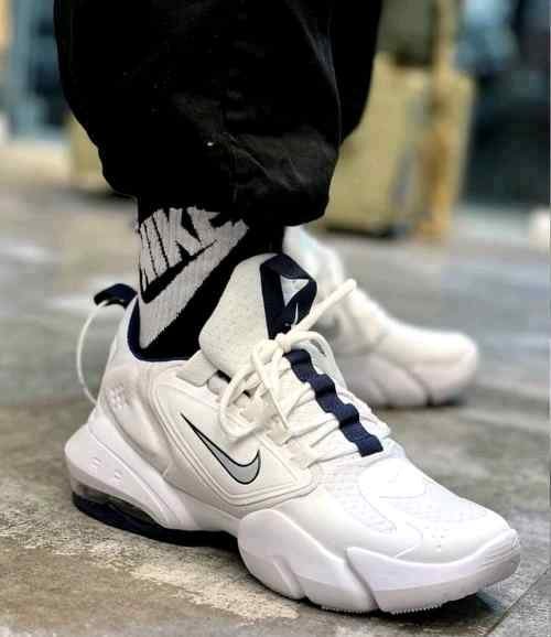 Nikee AirMax Alpha Savage