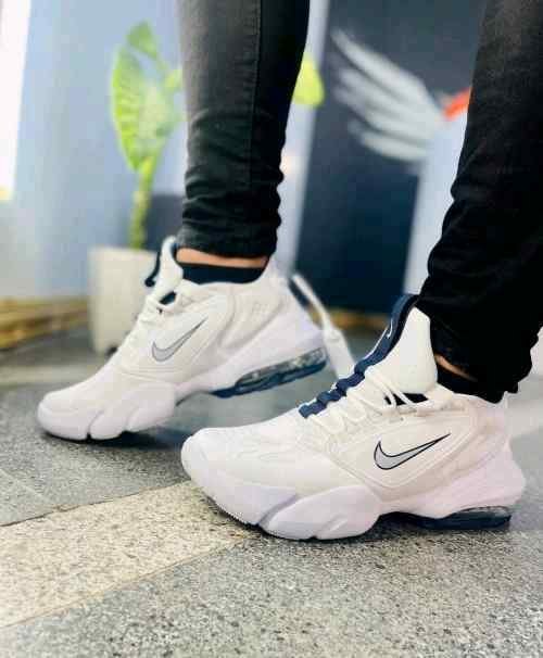 Nikee AirMax Alpha Savage