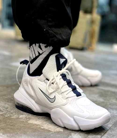 Nikee AirMax Alpha Savage