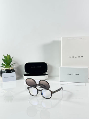 Marc Jacobs 1005 Flip Brown White