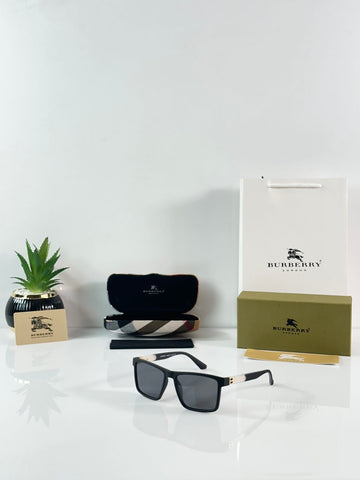 B.B 8233 Mate Black