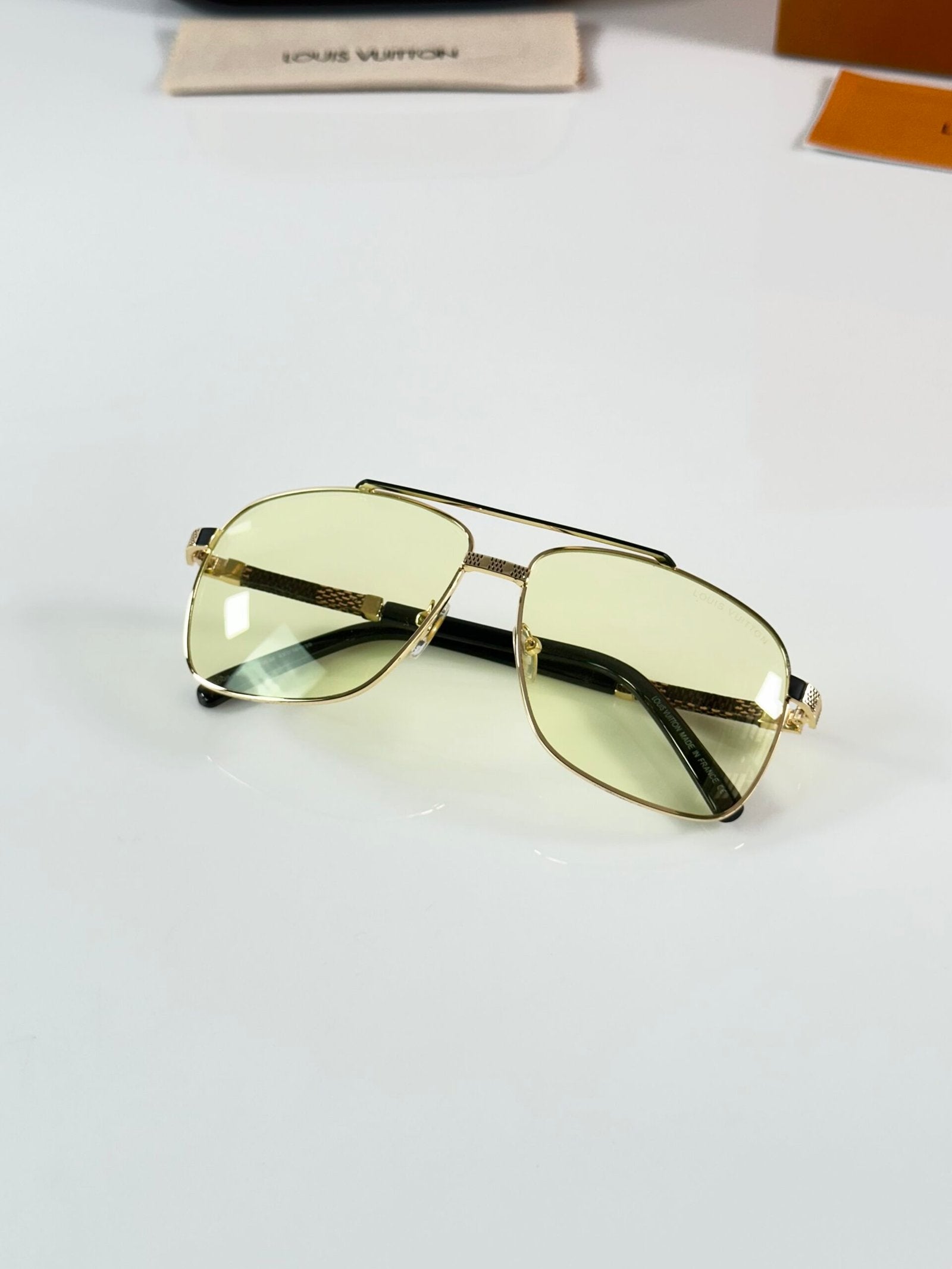 LV 0036 Gold Yellow