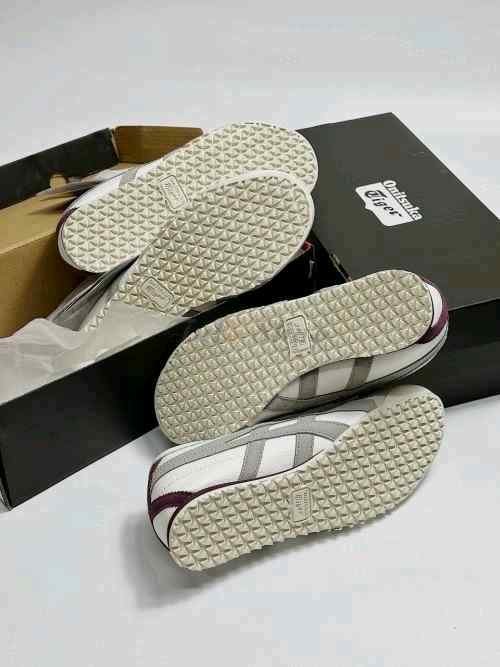 Onitsukaa Tiger Mexico 66 White Grey Berry