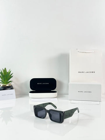 Marc Jacobs 1670 Black Green