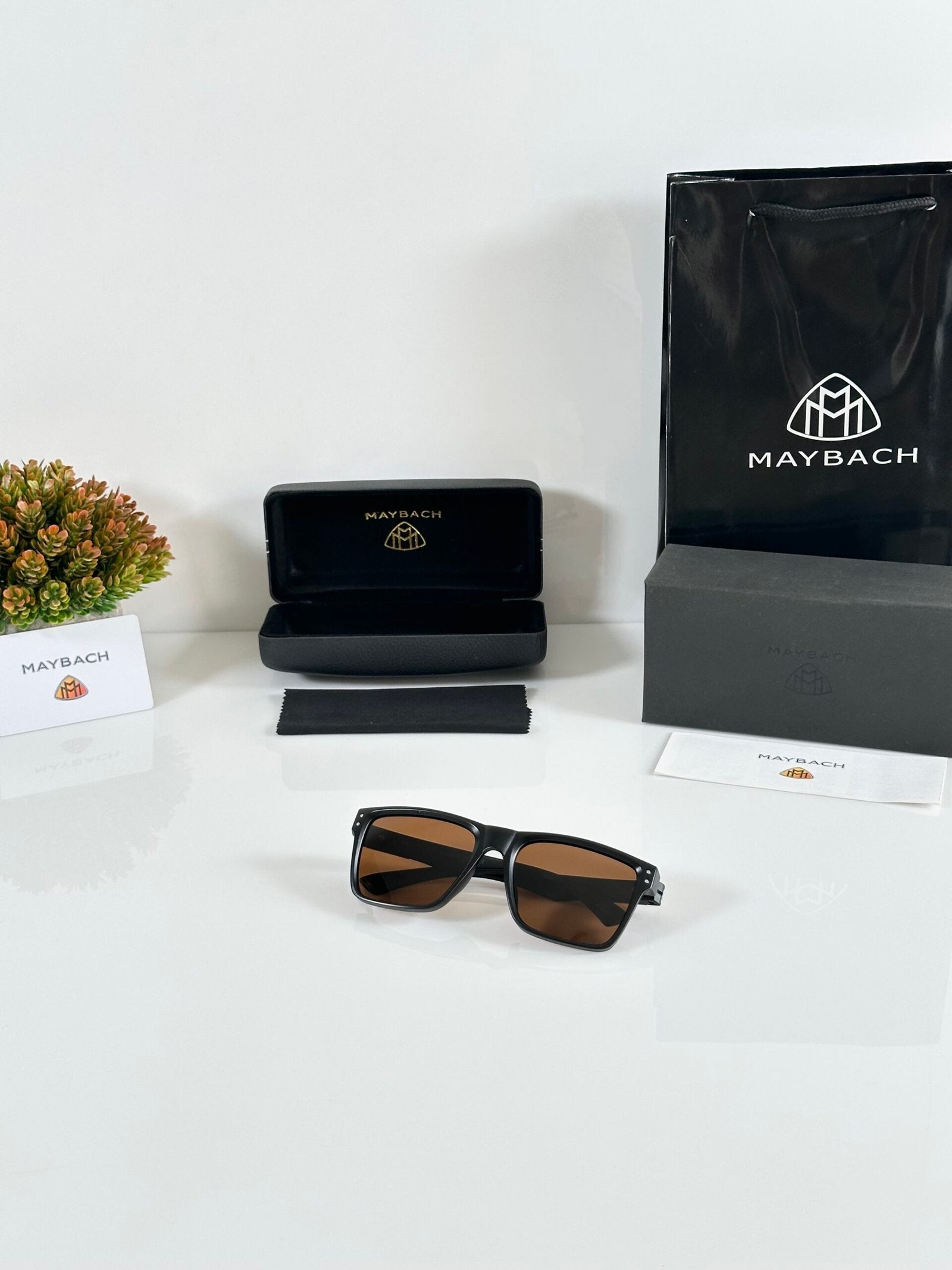 Maybach 7503 Brown