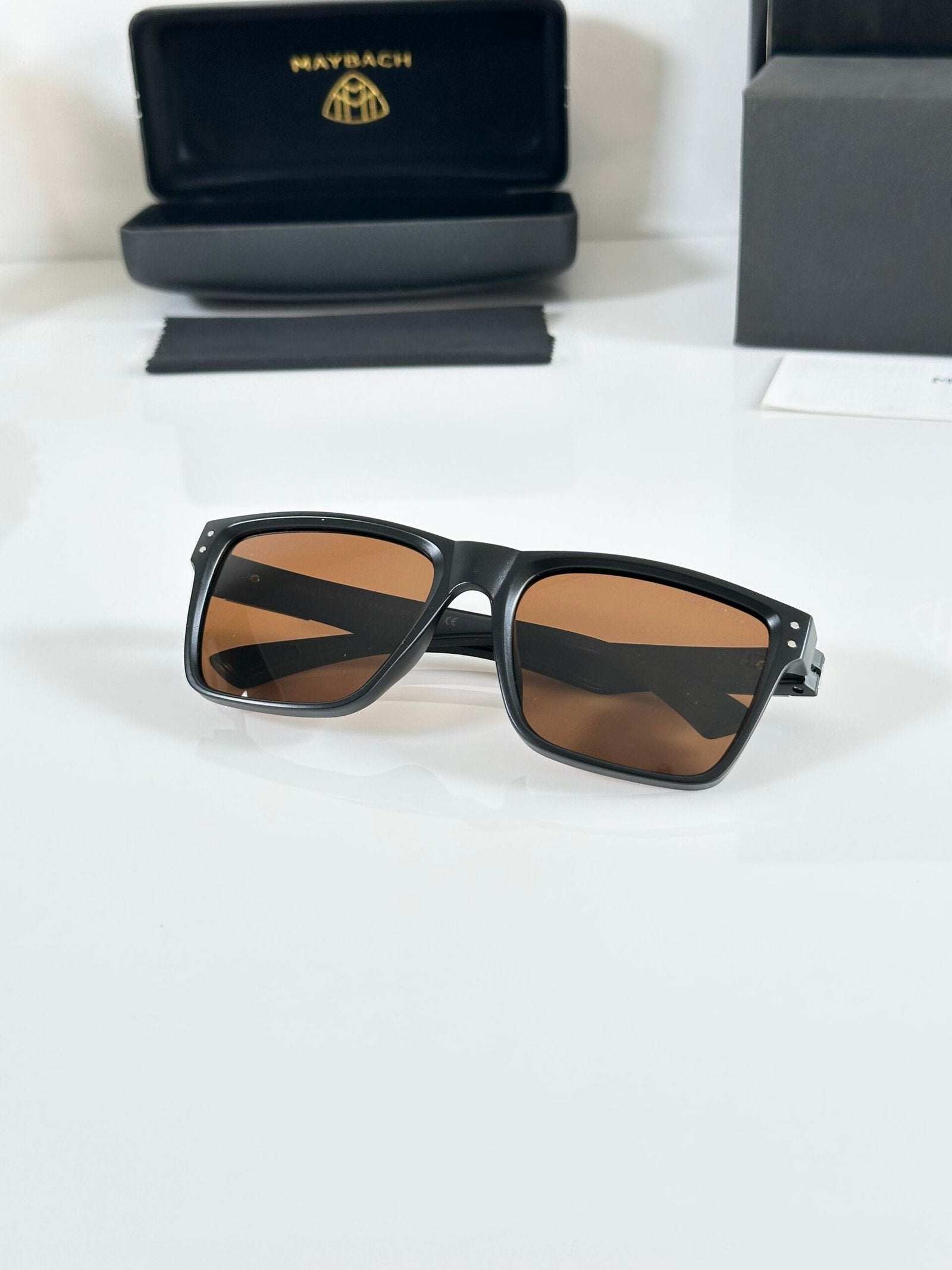 Maybach 7503 Brown