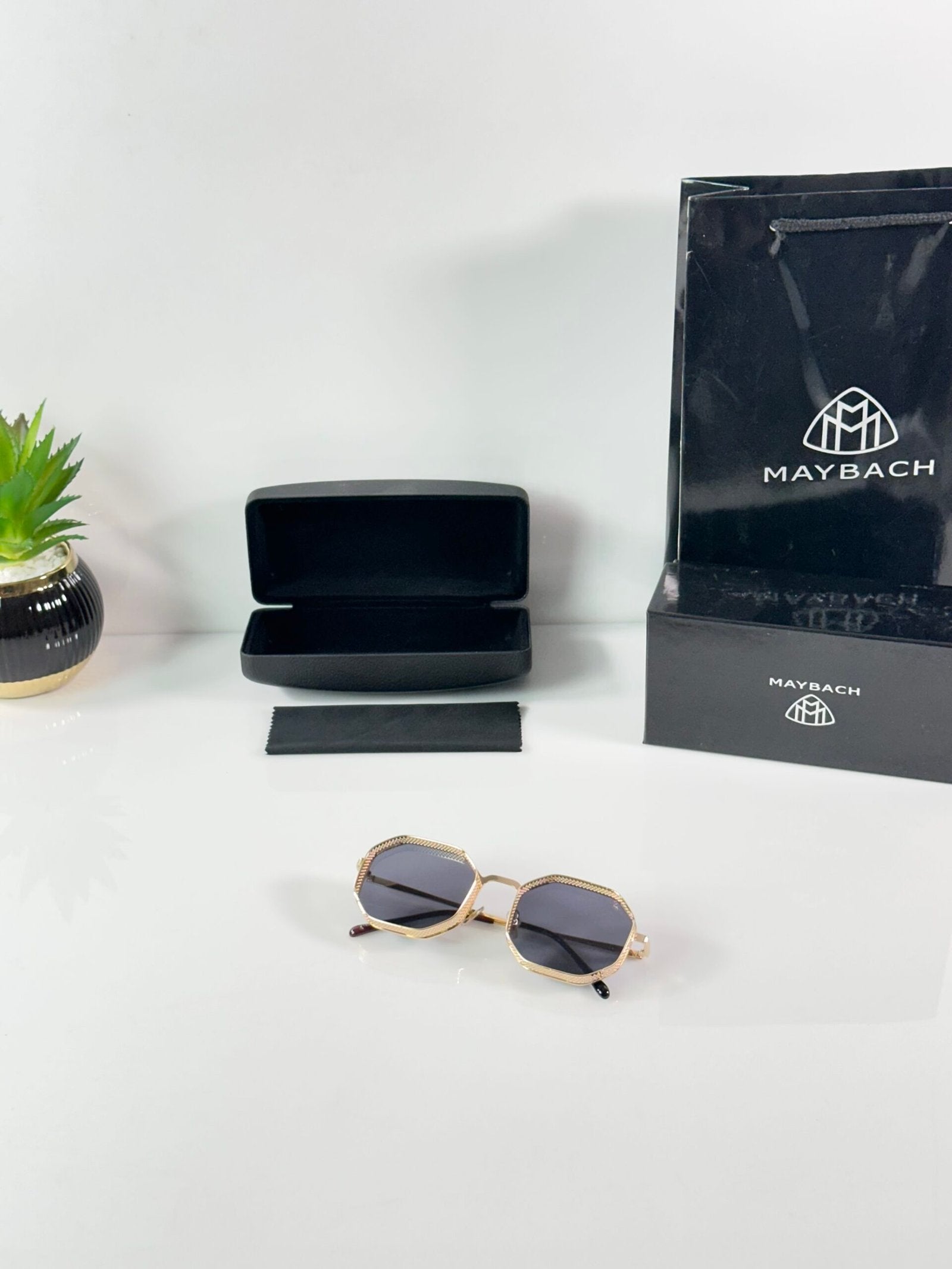 Maybach 2189 Gold Black
