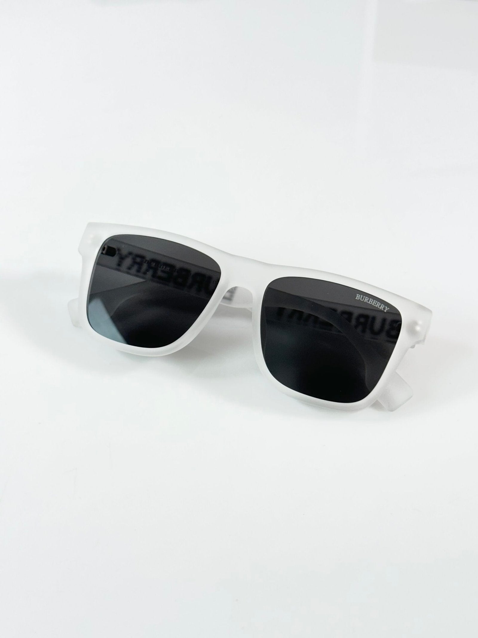 BB 4458 Ice Black