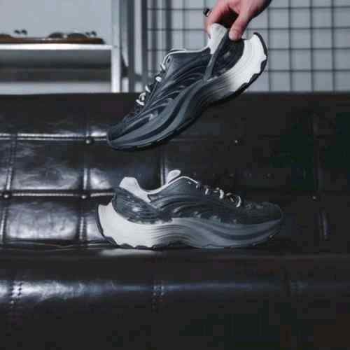 Adidass xlg metawave shadow black ivory