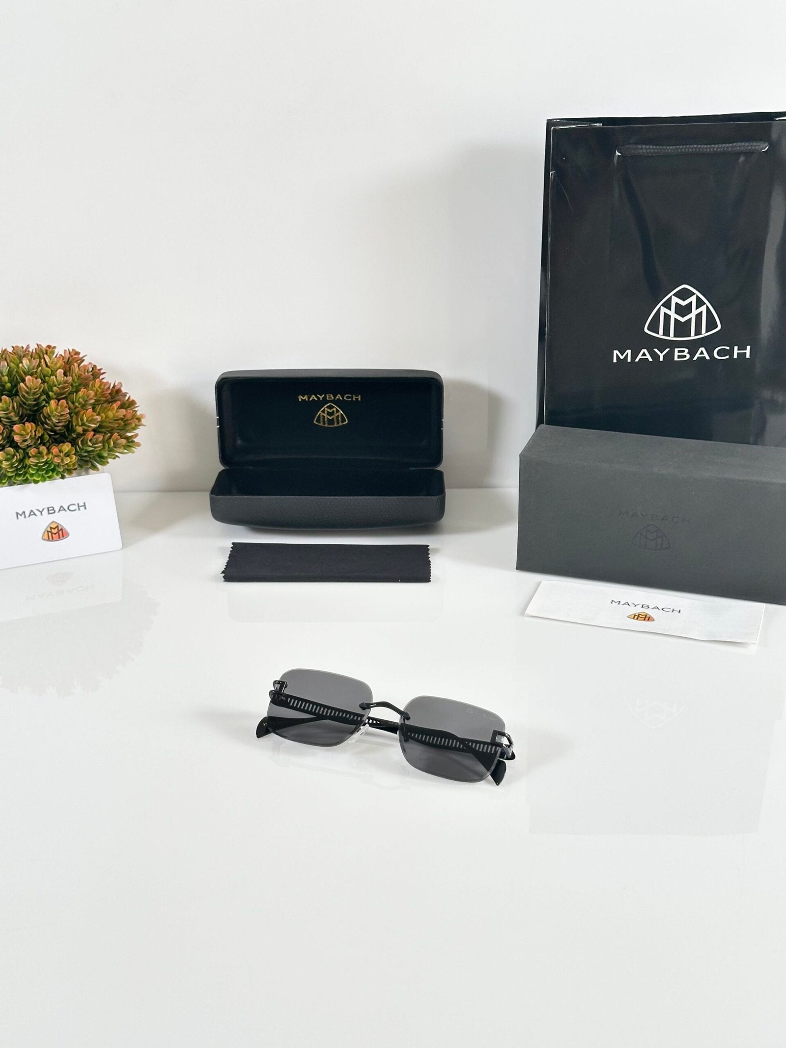Maybach 1018 Black