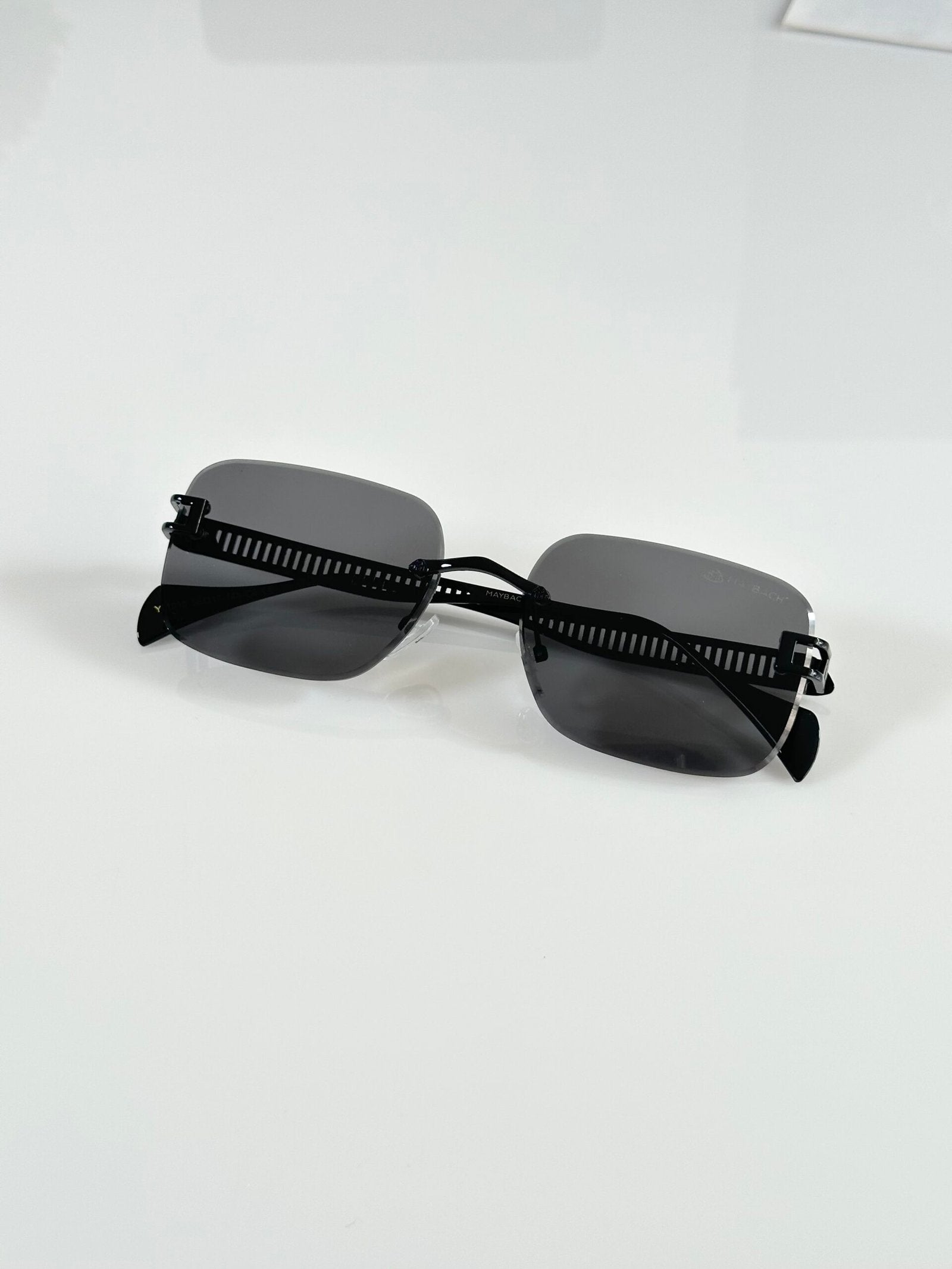 Maybach 1018 Black
