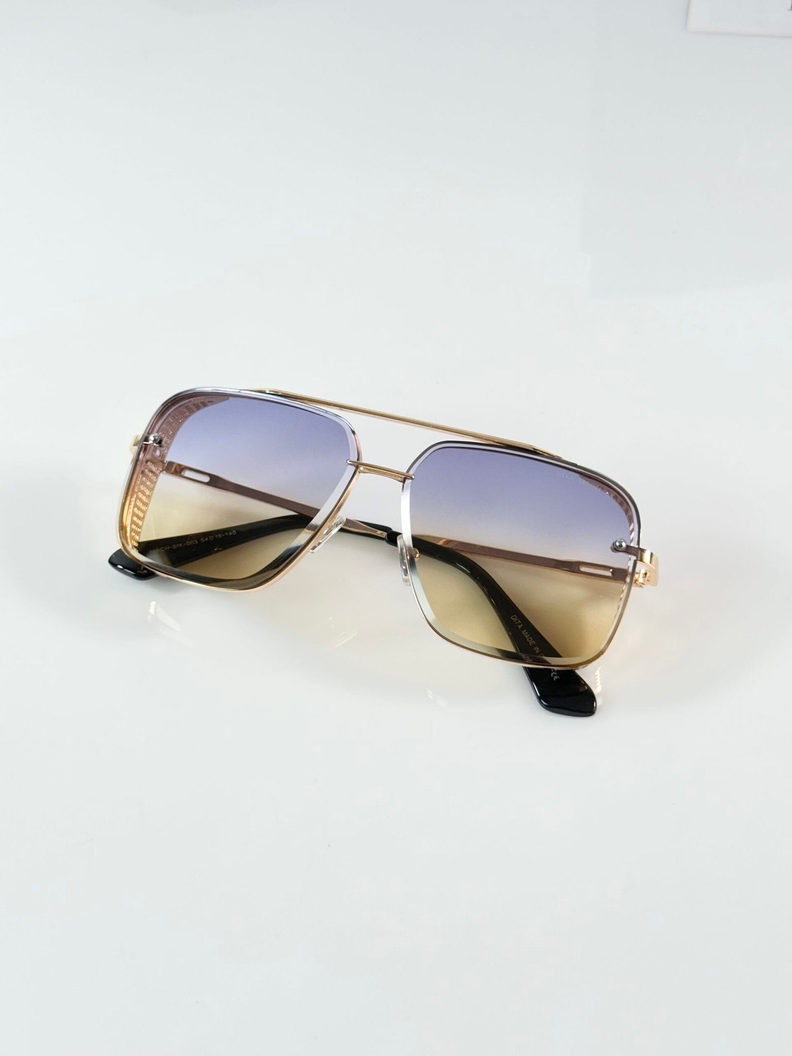 Dita 003 Gold Blue DC