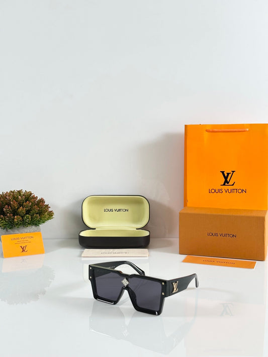 LV 6007 Black