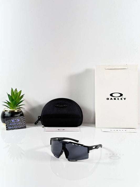 Okley 9965 Black