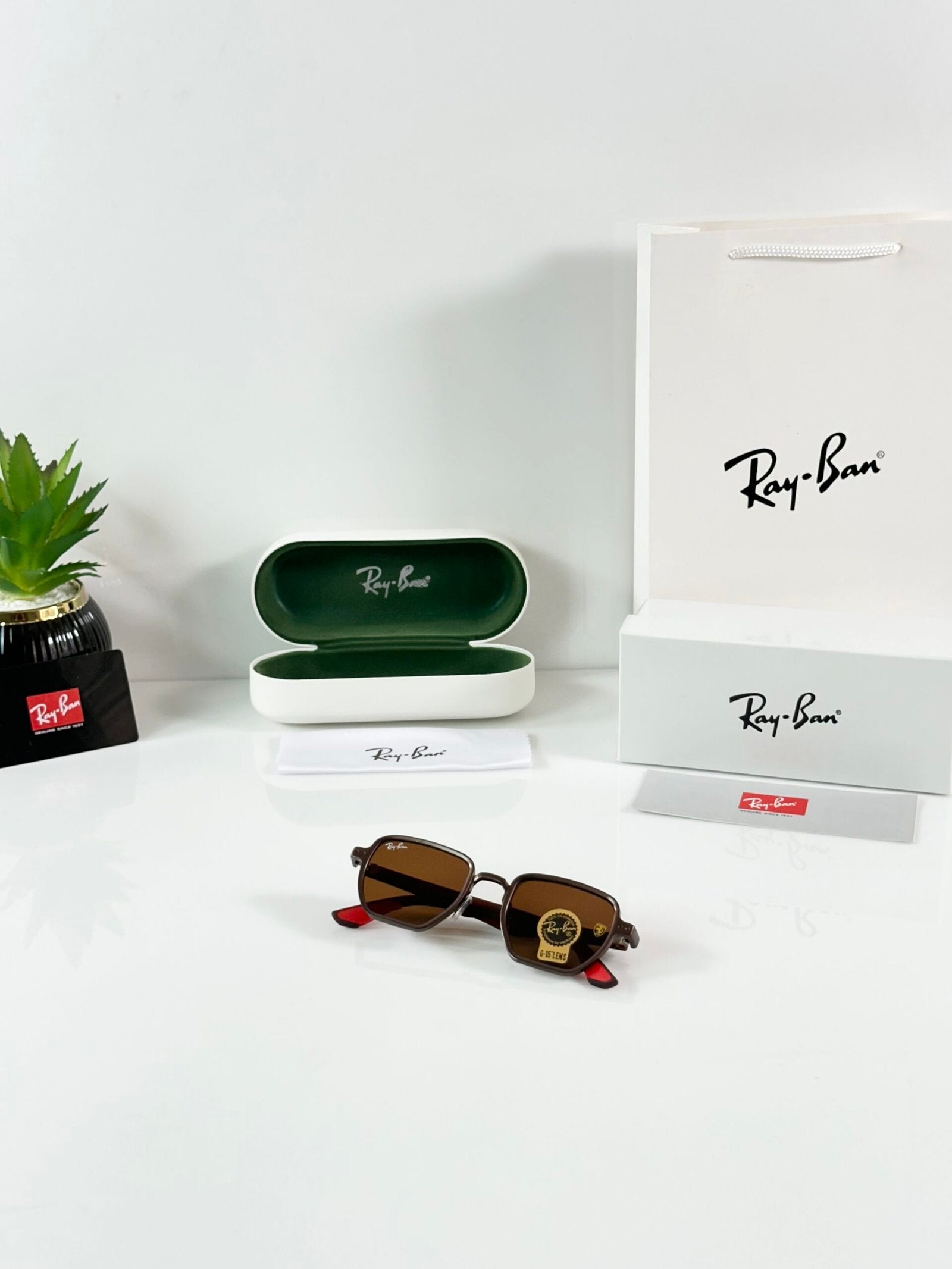 RB 08 Brown