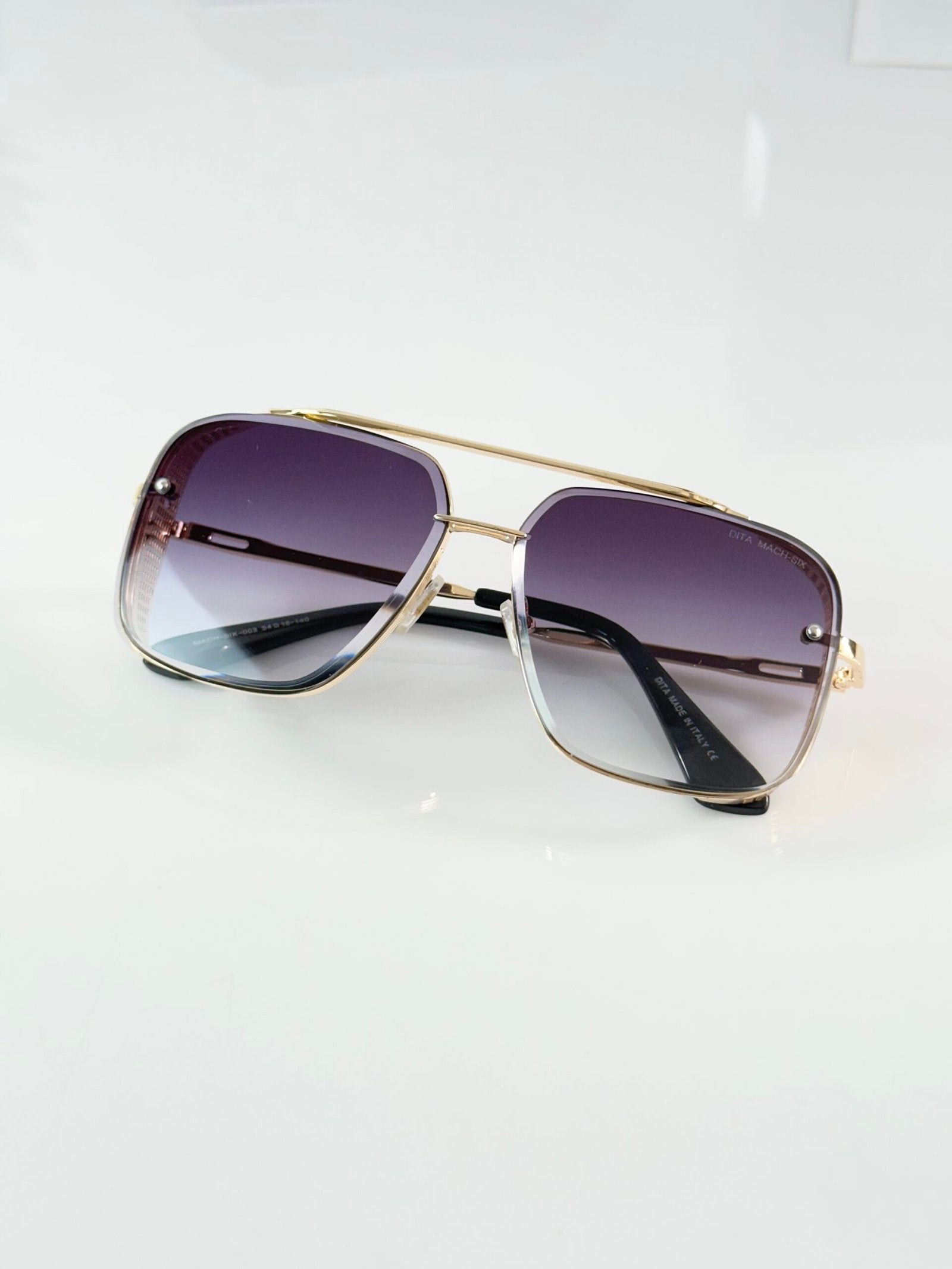 Dita 003 Gold Black DC