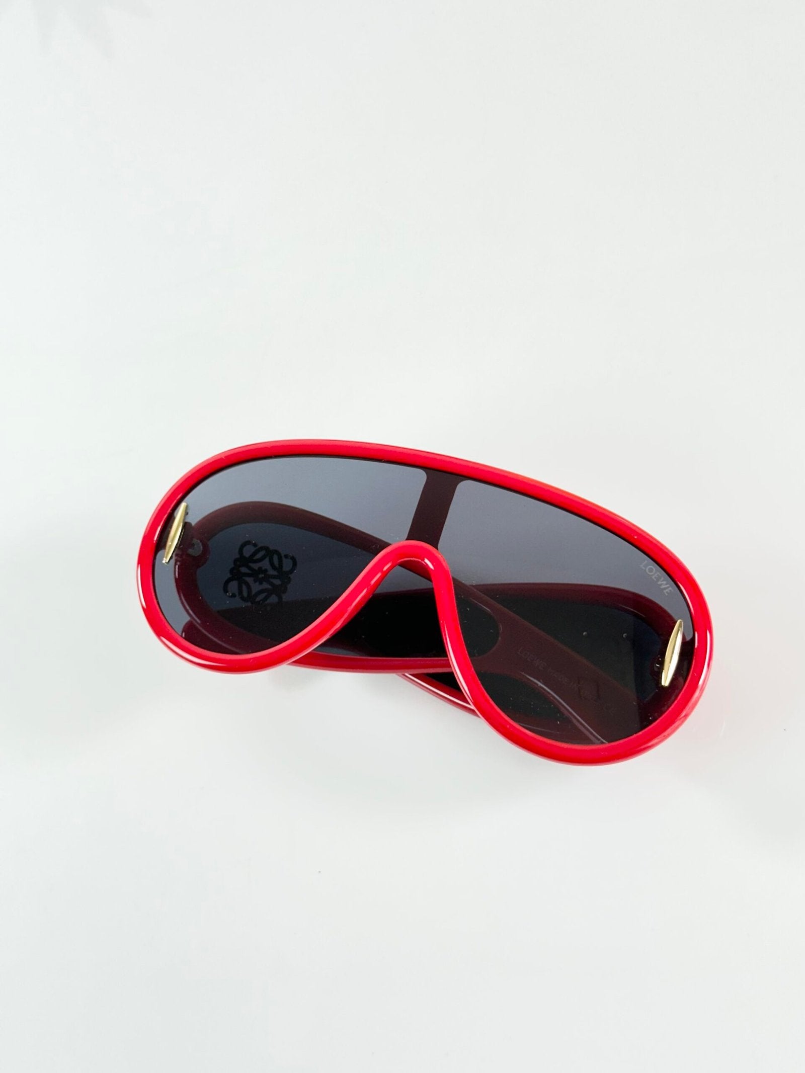 Loewe 3014 Red Black