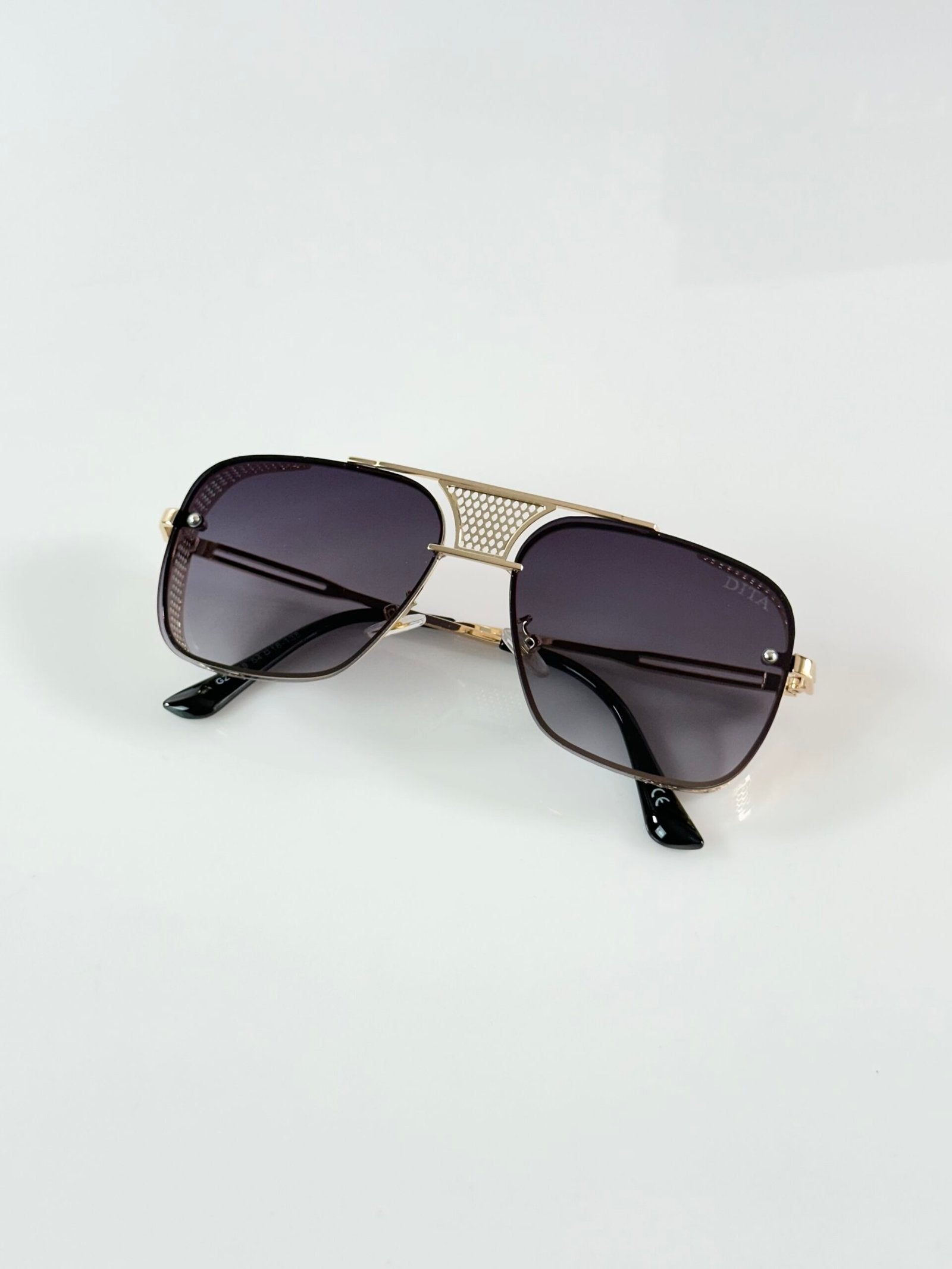 Dita 1169 Gold Black DC