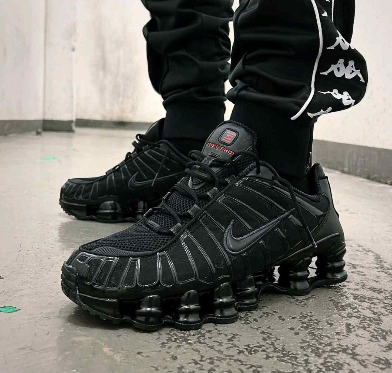 Nikee Airmax Shox TL Metalic Black