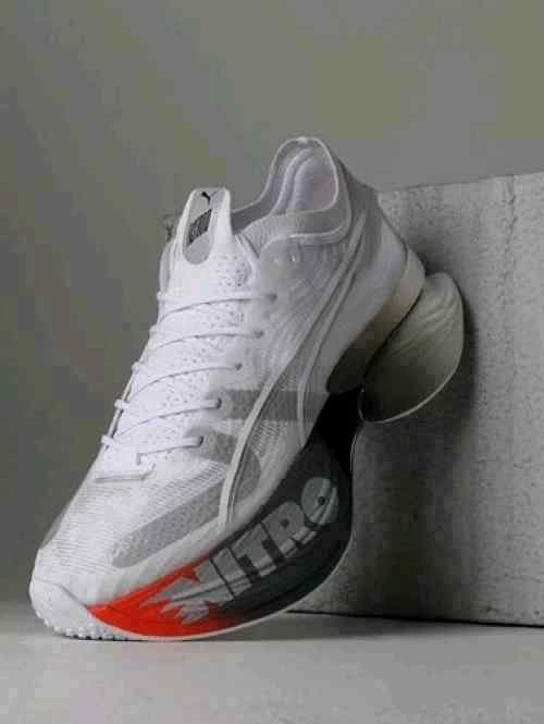 Pumaa Nitro fastroid white