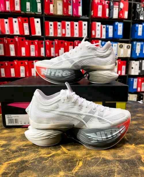 Pumaa Nitro fastroid white