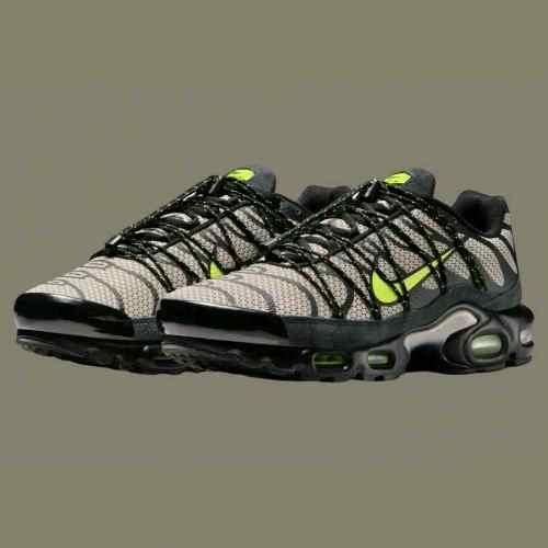 Nikee Airmax Plus Utility Tan Volt