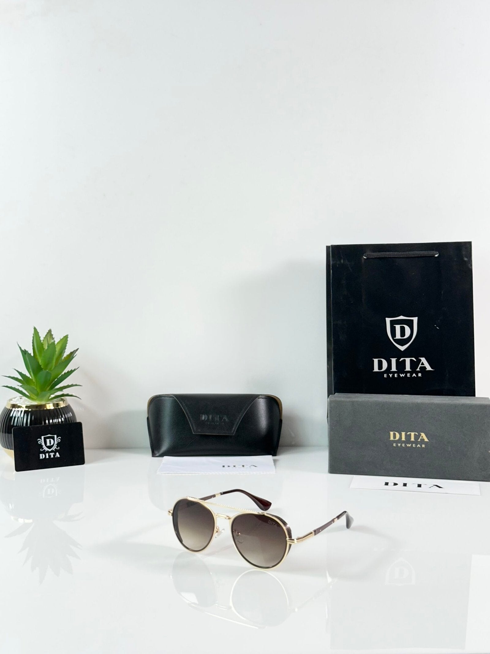 Dita 327 Gold Brown