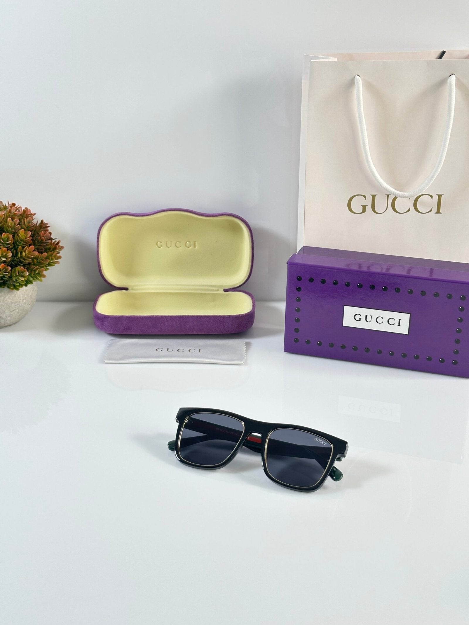 GG 2051 Shine Black