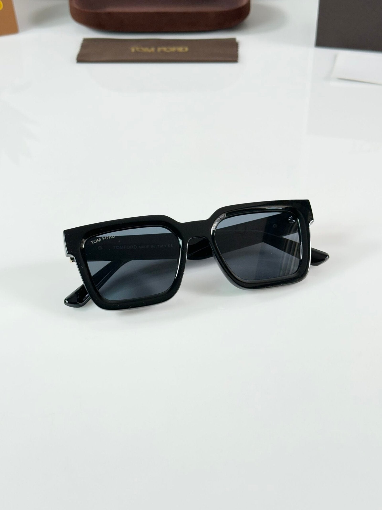 TF 2098 Black
