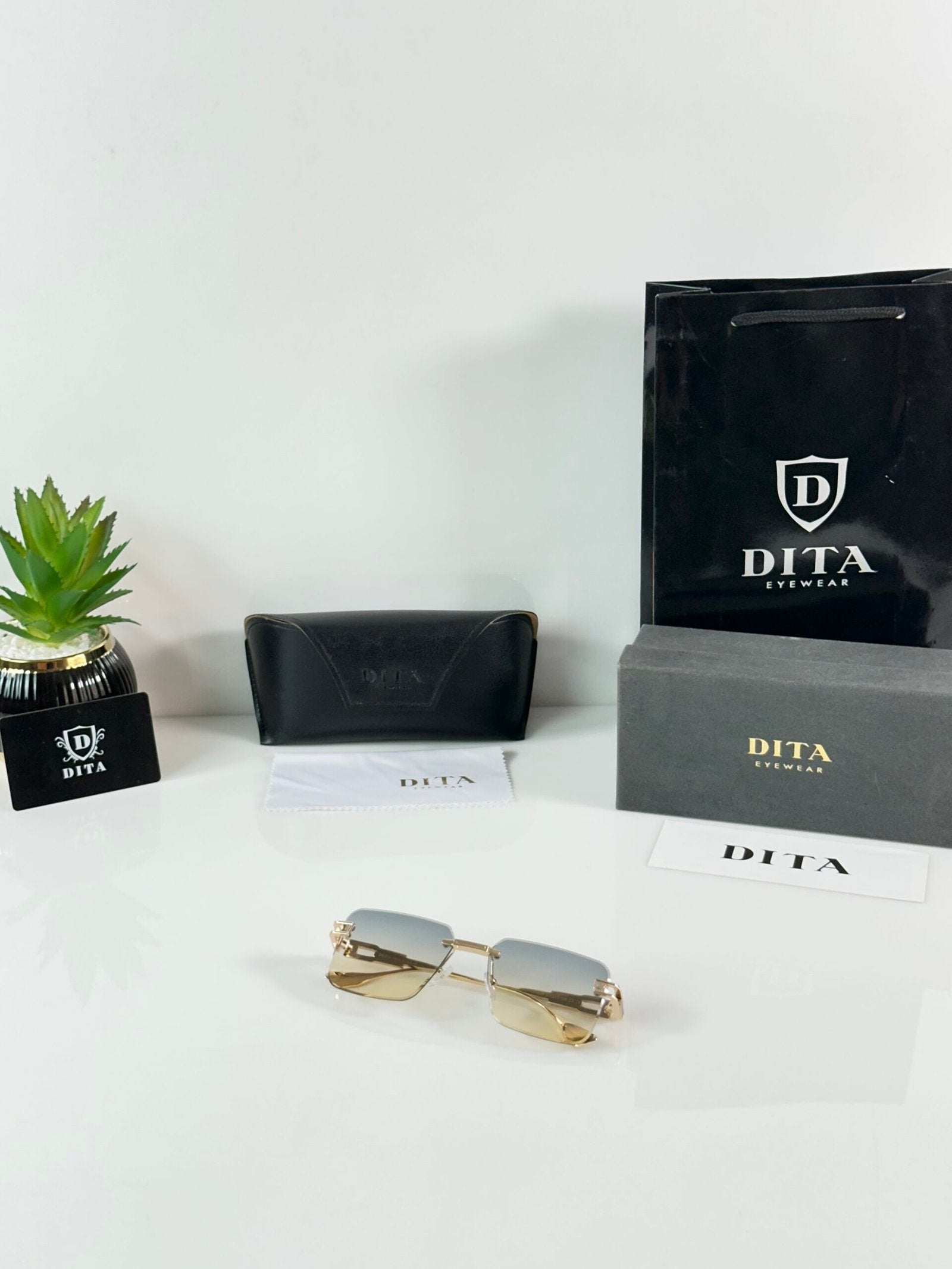 Dita 1035 Gold Green DC