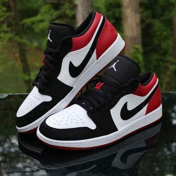 nikee jordan retro 1 low BLACK TOE