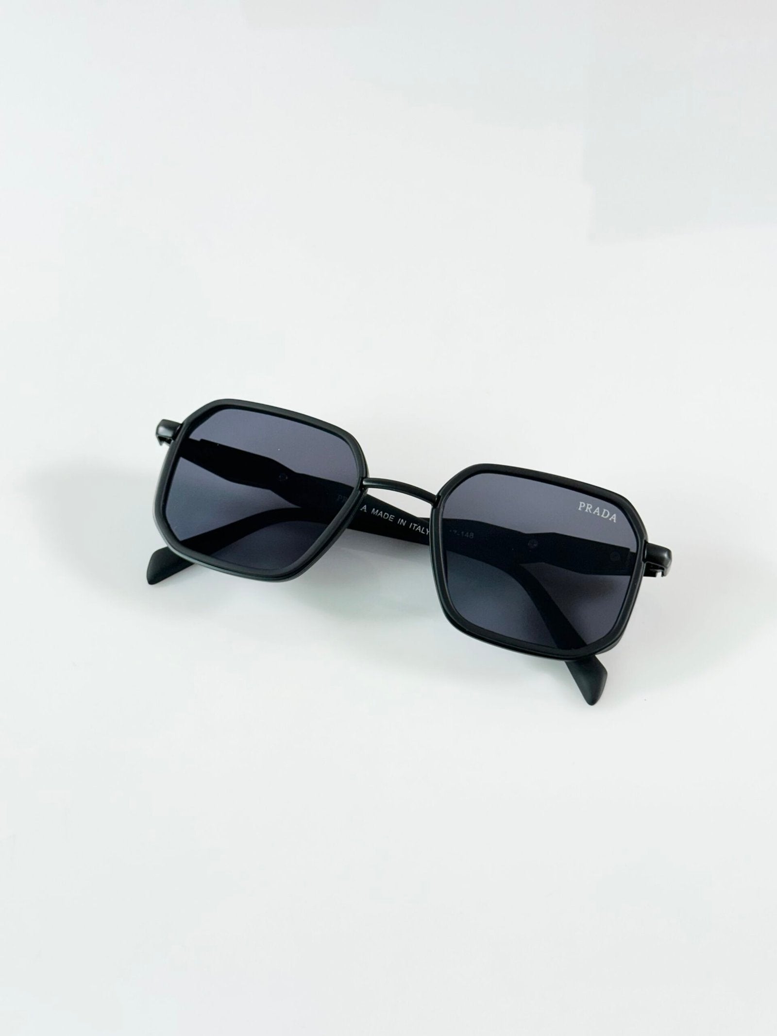 PR 792 Black