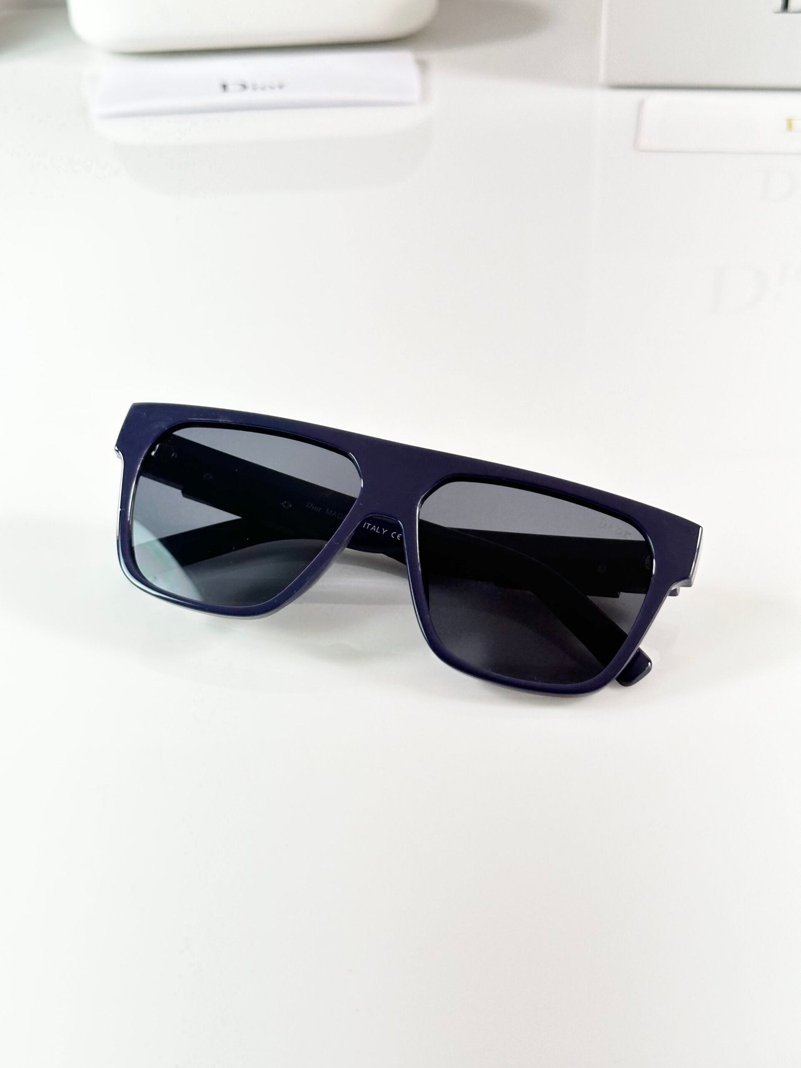 CD 9805 Blue Black