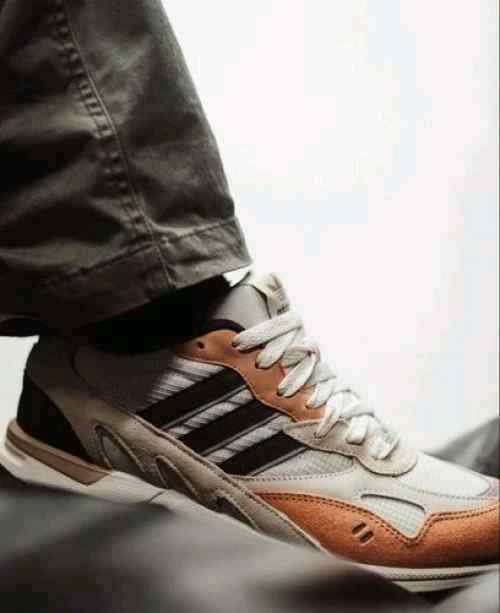 Adidass Torsion Super Chalk White Carbon