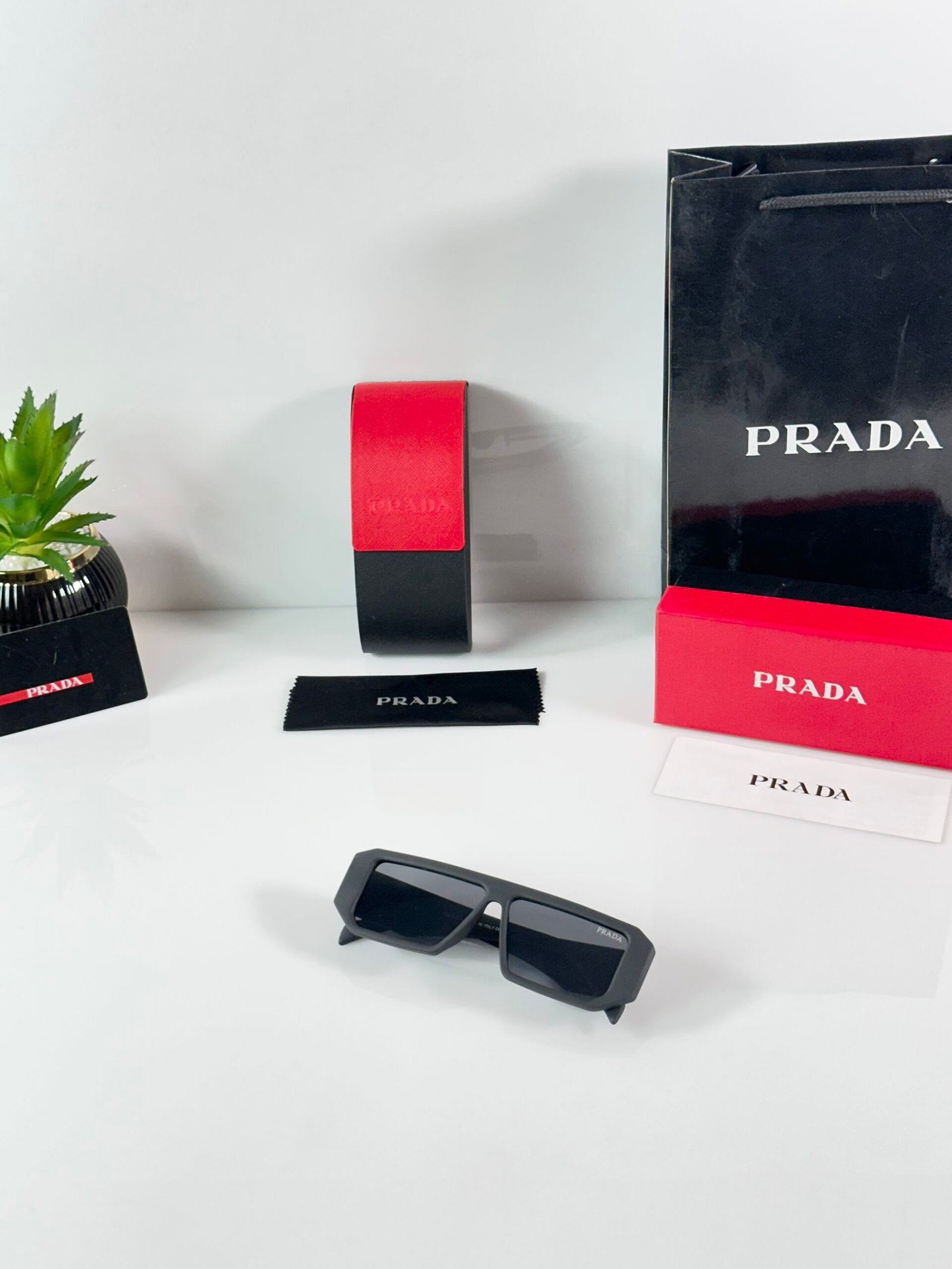 PR 132 Mate Black