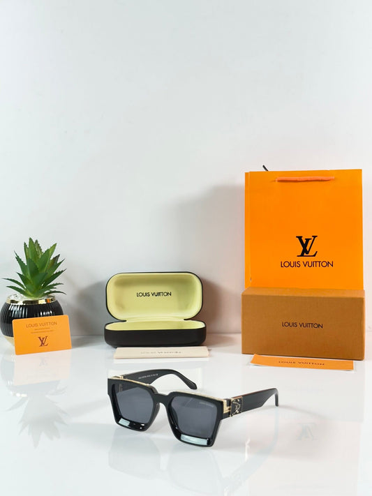 LV 96006 Gold Black