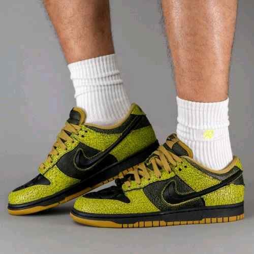 Nikkee Dunk Low QS HALLOWEEN SKULL