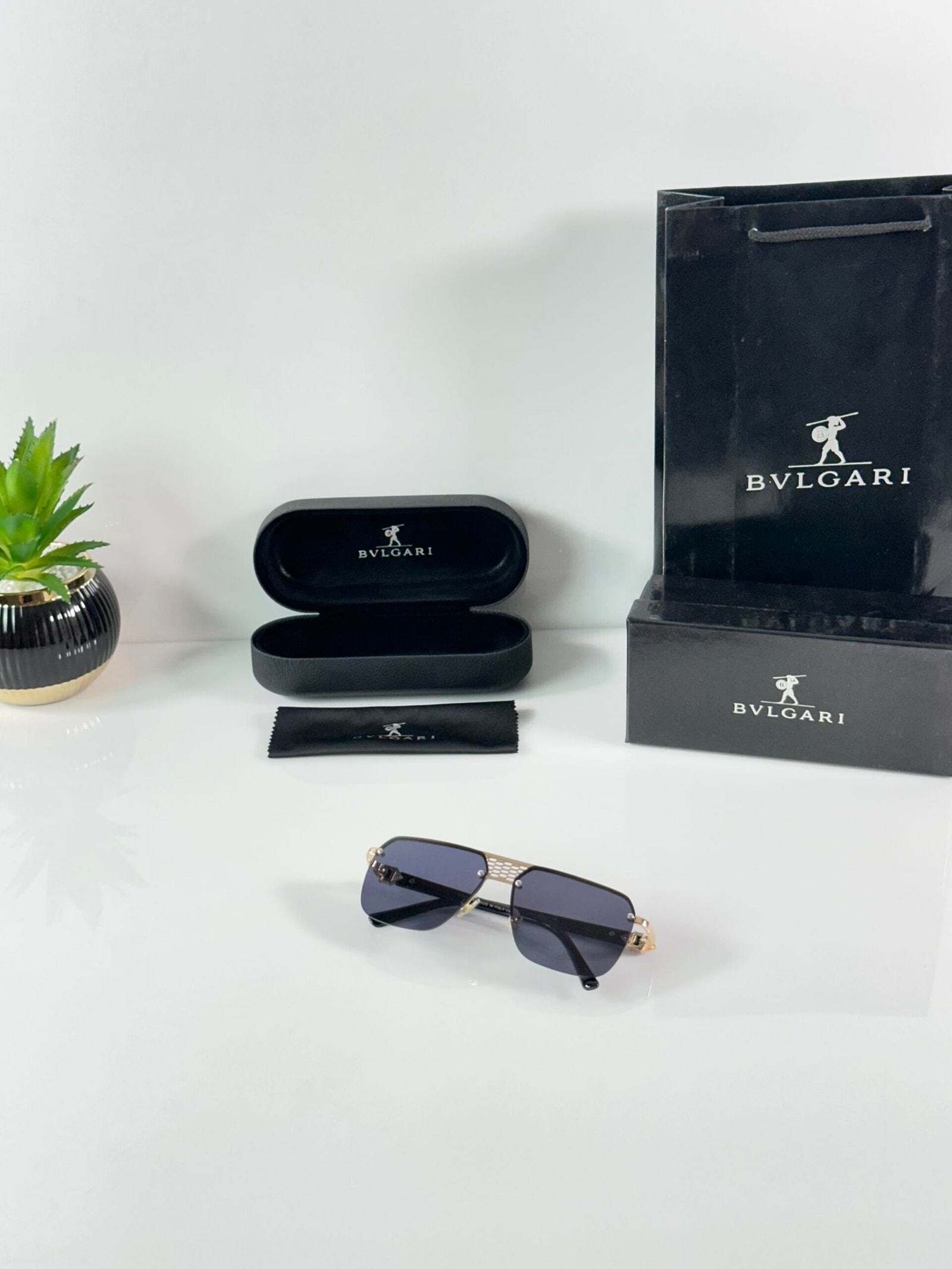 Bvlgari 040 Gold Black