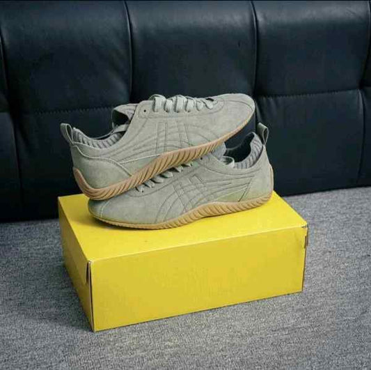 Onitsukkaa Tigerr Sclaw Lichen Green