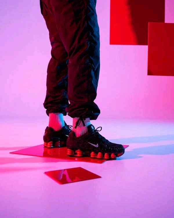 Skepta_X_Nikkee_Shox_TL_Black_Red