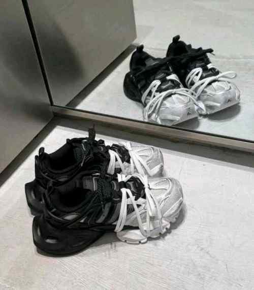 adidaass XLG Runner Deluxe White Blacks