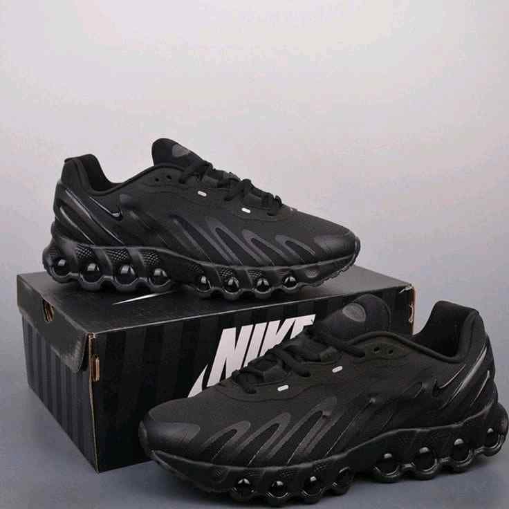 nikkee airmx DN ALL BLACK