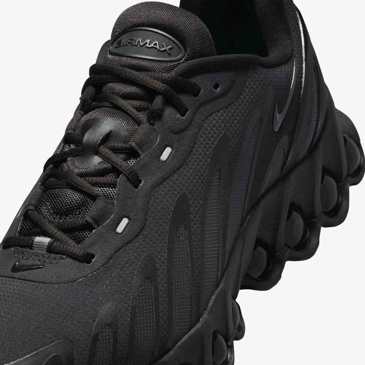 nikkee airmx DN ALL BLACK