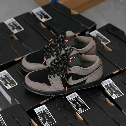 Air Jordan 1 Low SE Olive Grey Black